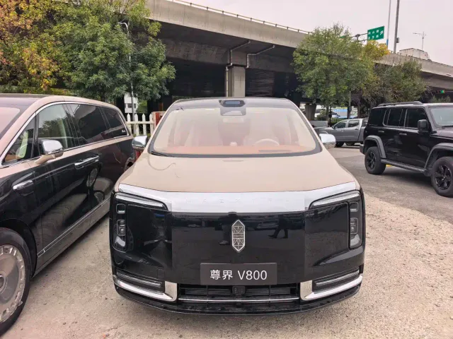 Maextro Zunjie V800 — Фото автомобиля 2