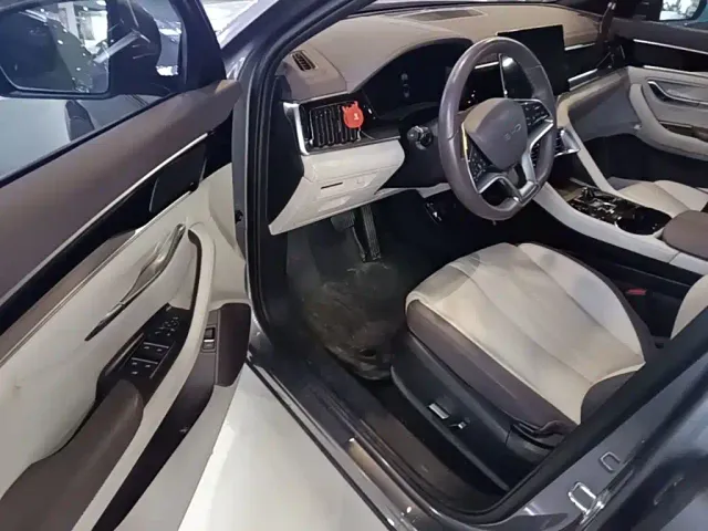 BYD Song PLUS — Фото автомобиля 15