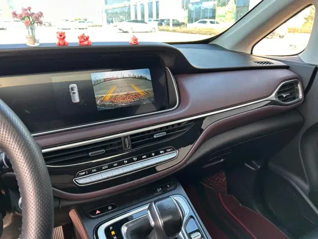 GAC Trumpchi M6 — Фото автомобиля 20