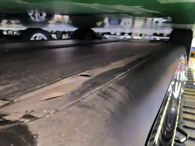 Tesla Model Y — Фото автомобиля 21