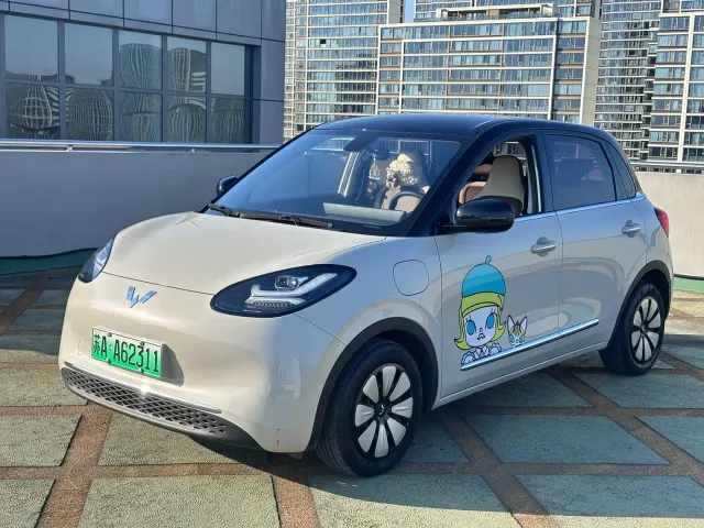 Фотография автомобиля — Wuling Bingo