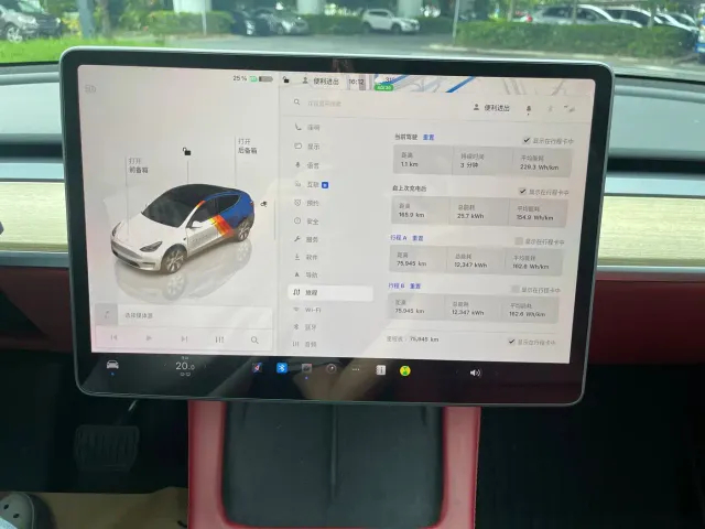 Tesla Model Y — Фото автомобиля 19