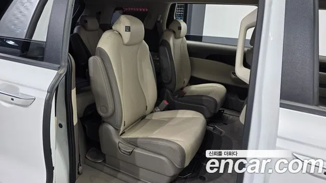 Kia Canival Carnival 4 поколение 9 мест Prestige — Фото автомобиля 9