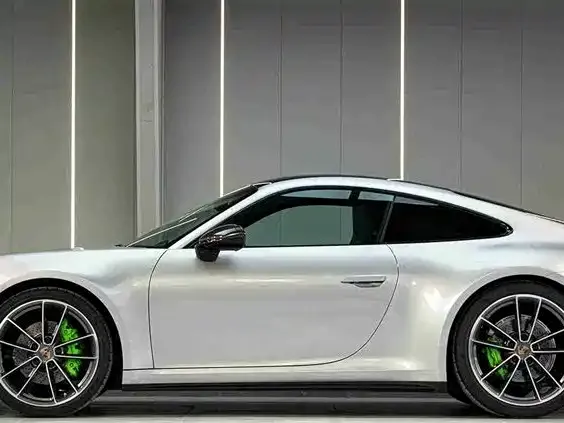 Porsche 911 — Фото автомобиля 6