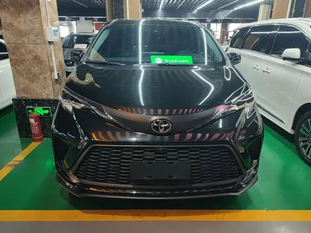 Toyota Granvia — Фото автомобиля 2