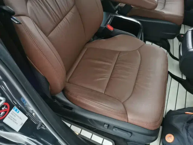 Honda Odyssey 2022 2.0L e:HEV Sharp Supreme Edition — Фото автомобиля 24
