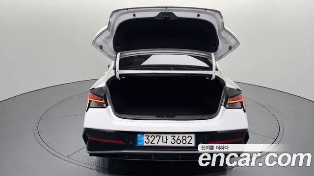 Hyundai AVANTE Новый Avante (CN7) — Фото автомобиля 16