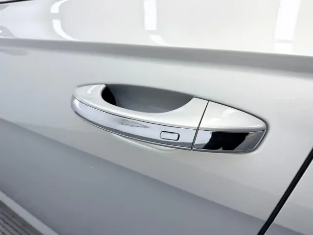 Volkswagen Lavida — Фото автомобиля 16