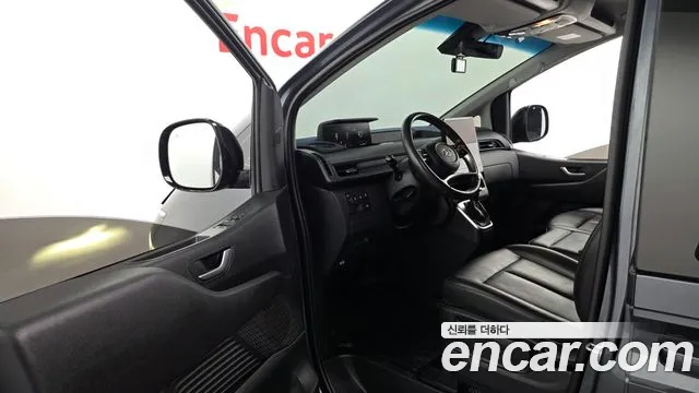Hyundai Staria — Фото автомобиля 10