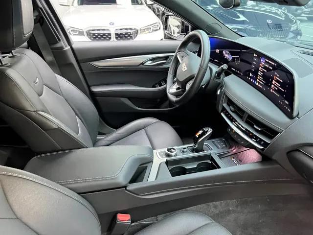 Cadillac CT5 — Фото автомобиля 17