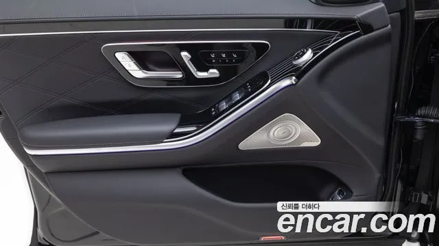 Mercedes-Benz S-Class — Фото автомобиля 15