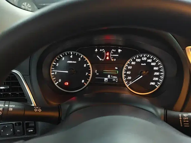Nissan Sylphy — Фото автомобиля 11
