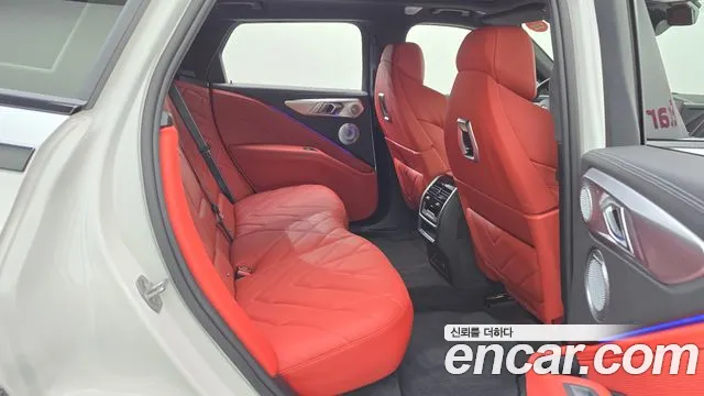 BMW XM — Фото автомобиля 20