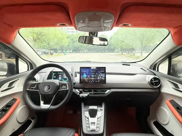 BYD Yuan Pro — Фото автомобиля 6