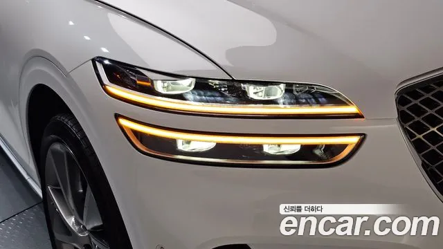 Genesis GV70 — Фото автомобиля 7