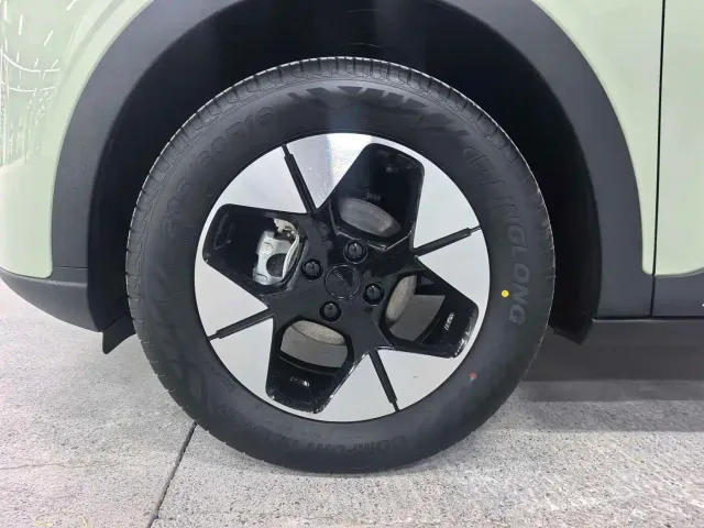 Geely Starry Wish — Фото автомобиля 8