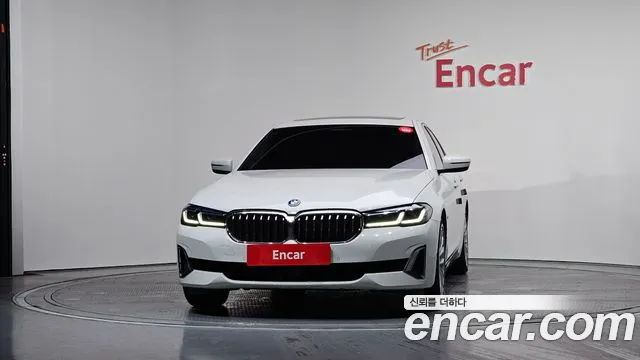 BMW 5-Series 5 серия (G30) — Фото автомобиля 3