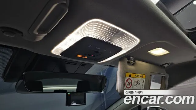 Toyota Prius — Фото автомобиля 24
