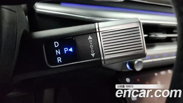 Hyundai Grandeur Grandeur (GN7) 3.5 Бензин 2WD — Фото автомобиля 9