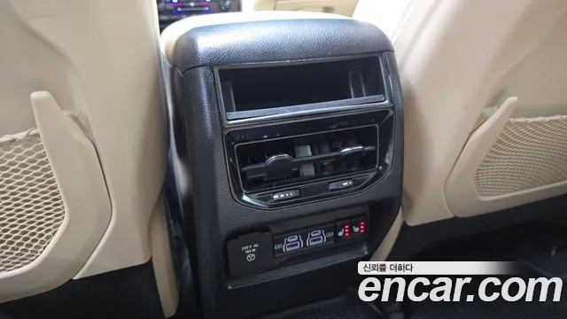 Jeep Cherokee Grand Cherokee(WL) 3.6 Limited — Фото автомобиля 28