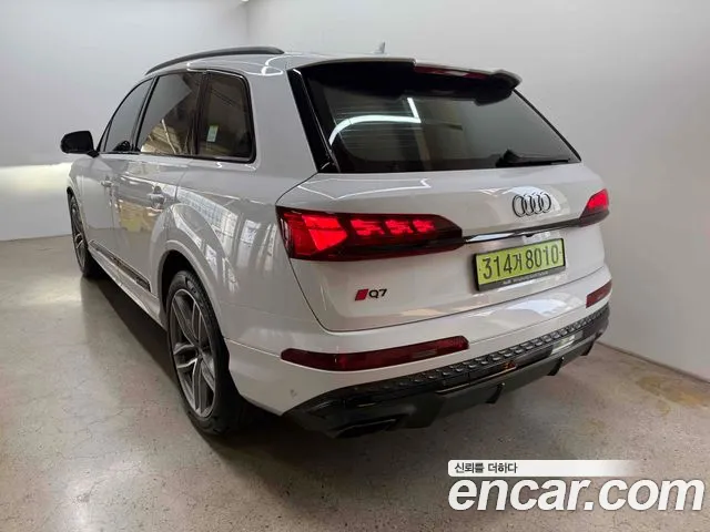 Audi Q7 55 TFSI quattro Premium — Фото автомобиля 2