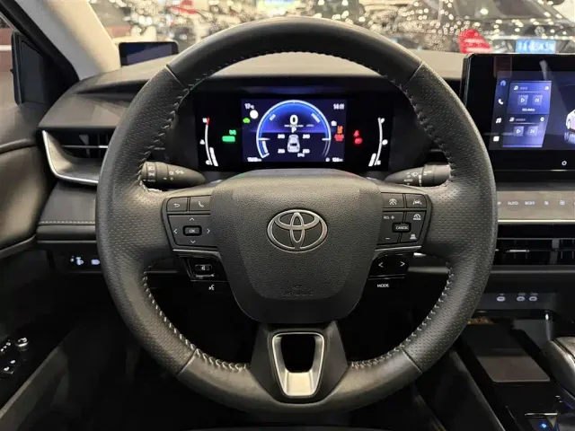 Toyota Camry — Фото автомобиля 22