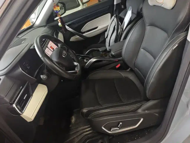 Geely Boyue — Фото автомобиля 14
