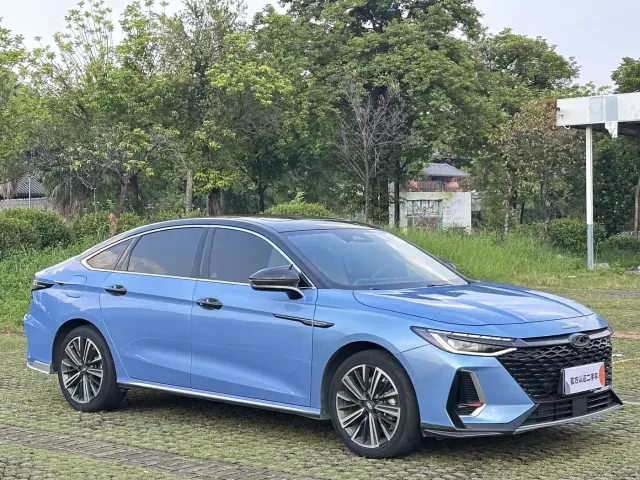 Chery Arrizo 8 — Фото автомобиля 3
