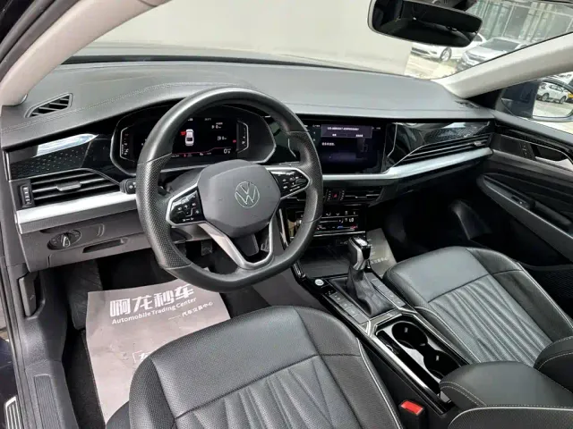 Volkswagen Passat — Фото автомобиля 9