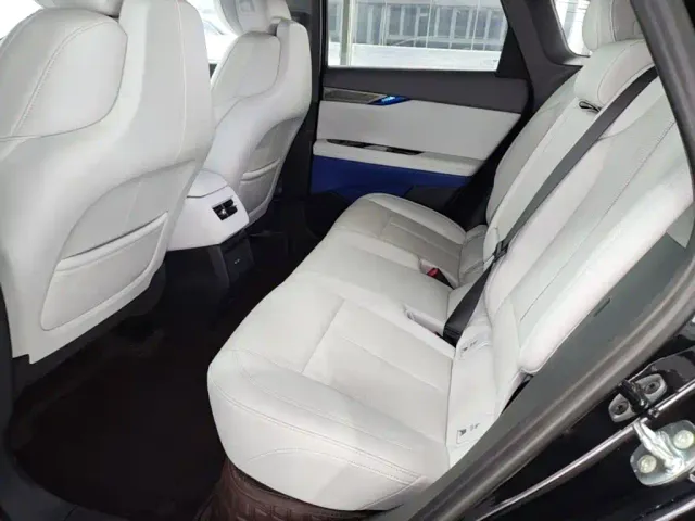 Cadillac Optiq — Фото автомобиля 16