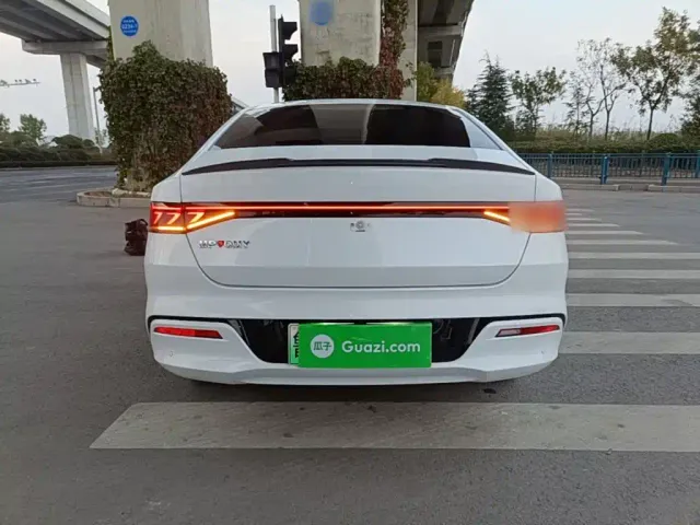 BYD Qin PLUS — Фото автомобиля 5