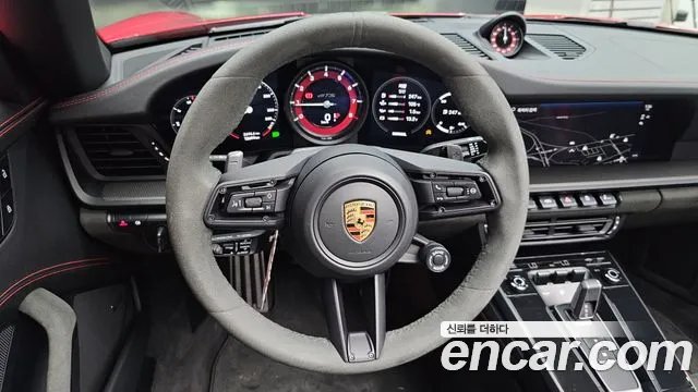 Porsche 911 992 — Фото автомобиля 12