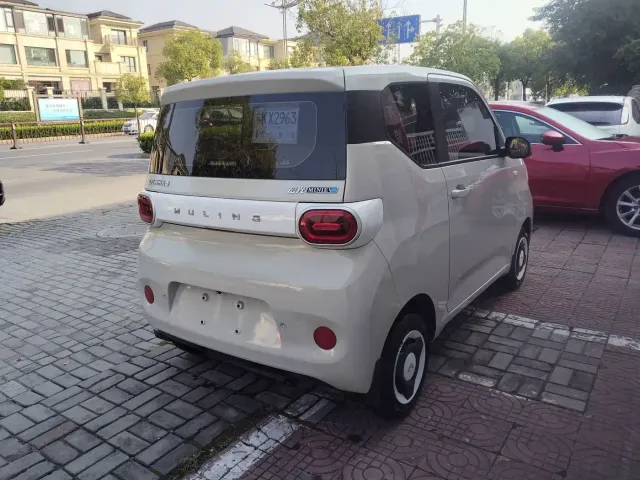 Wuling Hongguang Mini EV — Фото автомобиля 3