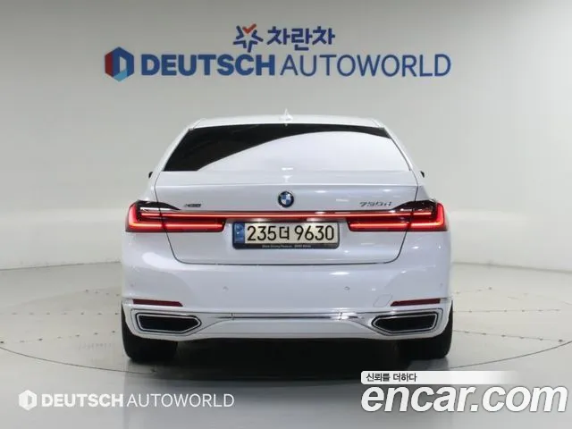 BMW 7-Series — Фото автомобиля 4