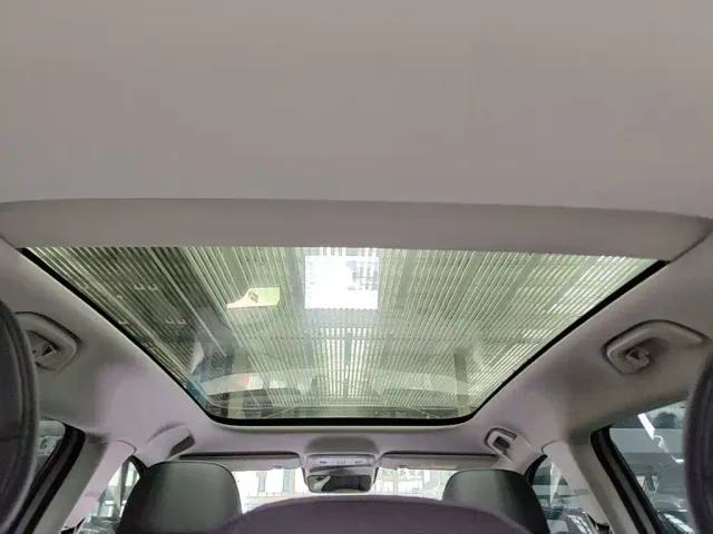 Leapmotor B10 — Фото автомобиля 17