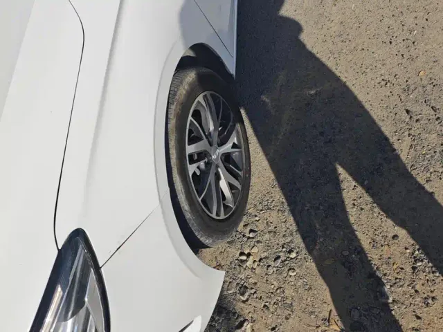 Geely Emgrand — Фото автомобиля 6