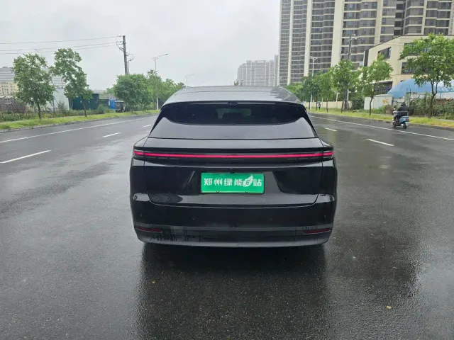 Li Auto i6 — Фото автомобиля 7