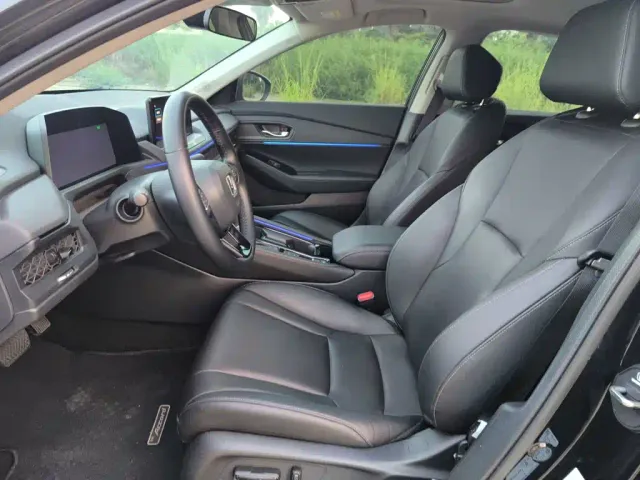 Honda Accord — Фото автомобиля 11