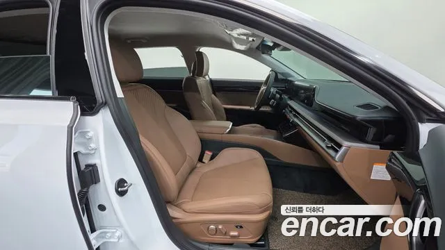 Hyundai Grandeur — Фото автомобиля 10