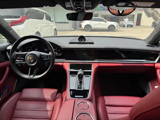 Porsche Panamera — Фото автомобиля 15