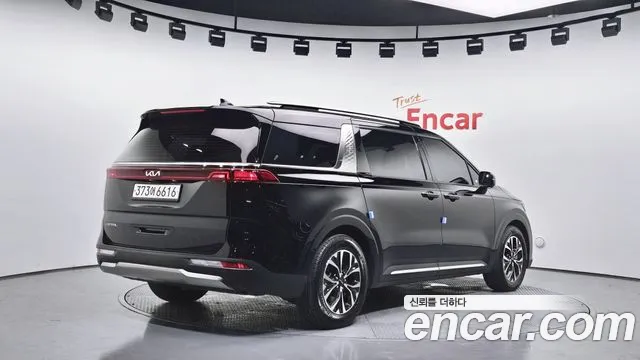 Kia Canival Carnival 4 поколение Дизель 9 мест Signature — Фото автомобиля 2