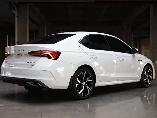 Skoda Octavia — Фото автомобиля 5