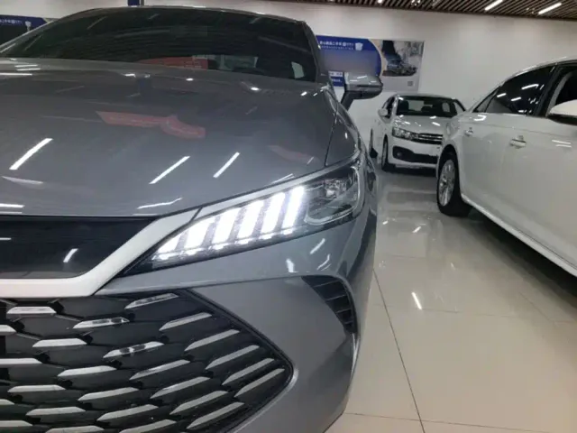 BYD Qin PLUS — Фото автомобиля 23
