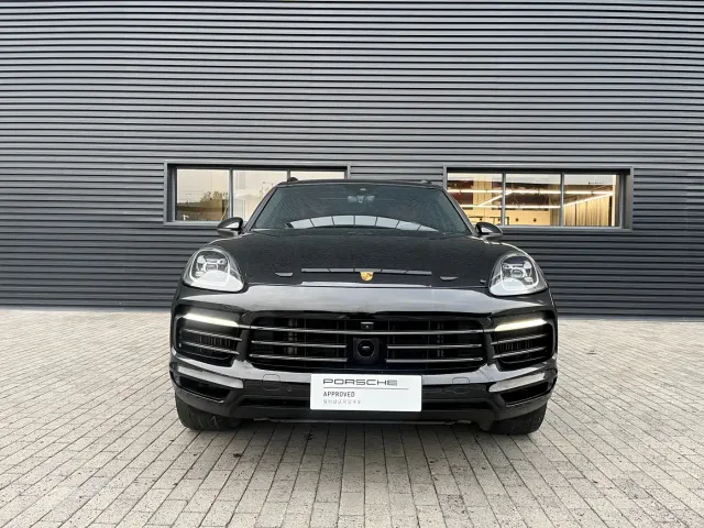 Porsche Cayenne — Фото автомобиля 2