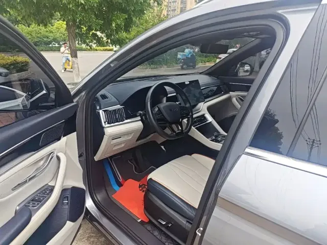 BYD Song PLUS PHEV 2024 Glory Edition DM-i 110km Flagship — Фото автомобиля 11