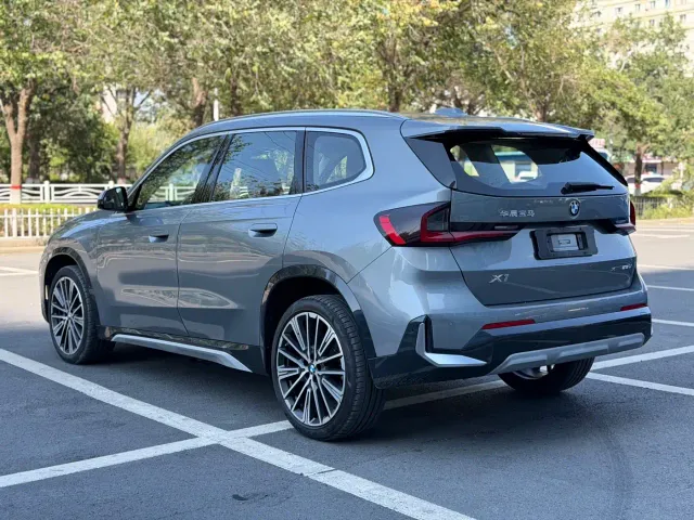 BMW X1 — Фото автомобиля 6