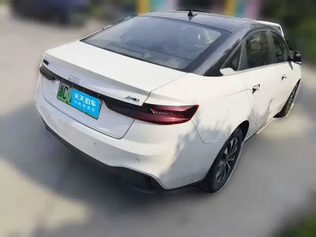 Geely Geometry Geely Geometry A 2022 Model Pro 430KM Travel Edition — Фото автомобиля 2