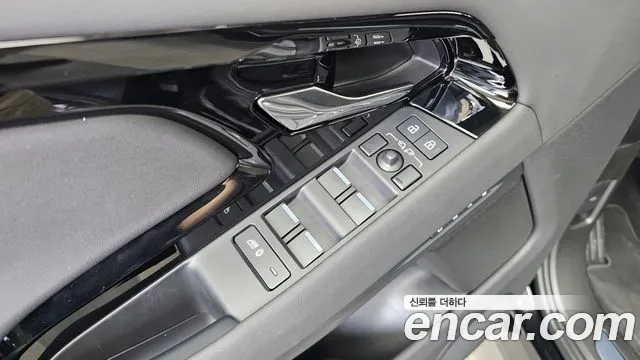 Land Rover Range Rover Evoque Generation 2 — Фото автомобиля 30