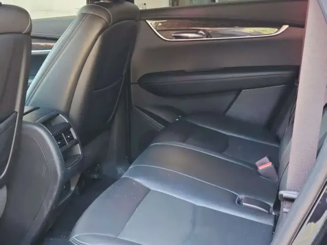 Cadillac XT5 — Фото автомобиля 9