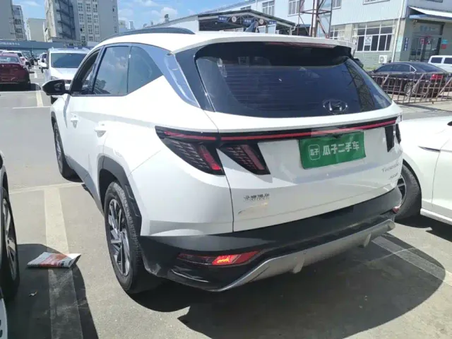 Hyundai Tucson — Фото автомобиля 4